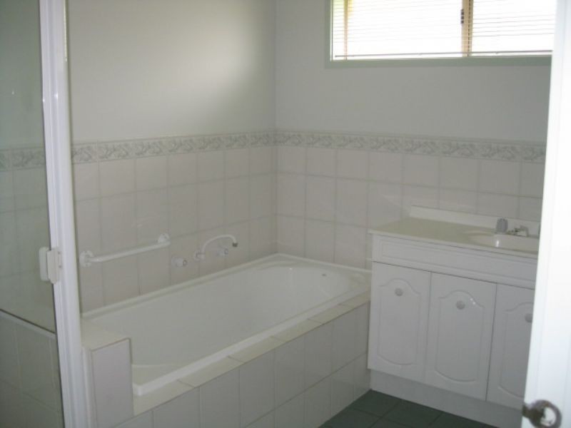 2/135 Boneo Road, Rosebud VIC 3939