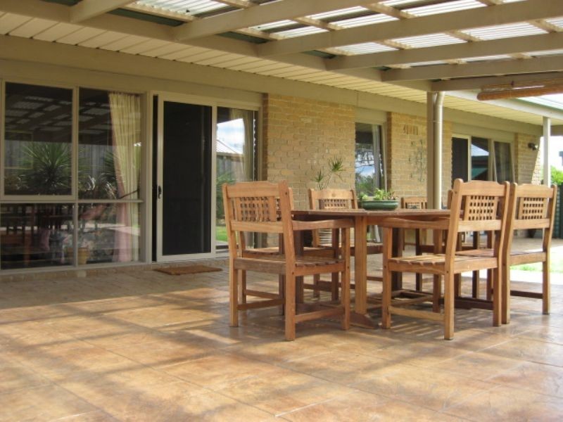 15 Lyndon Drive, Rosebud VIC 3939