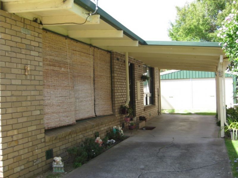 17 Ella Crescent, Rosebud West VIC 3940