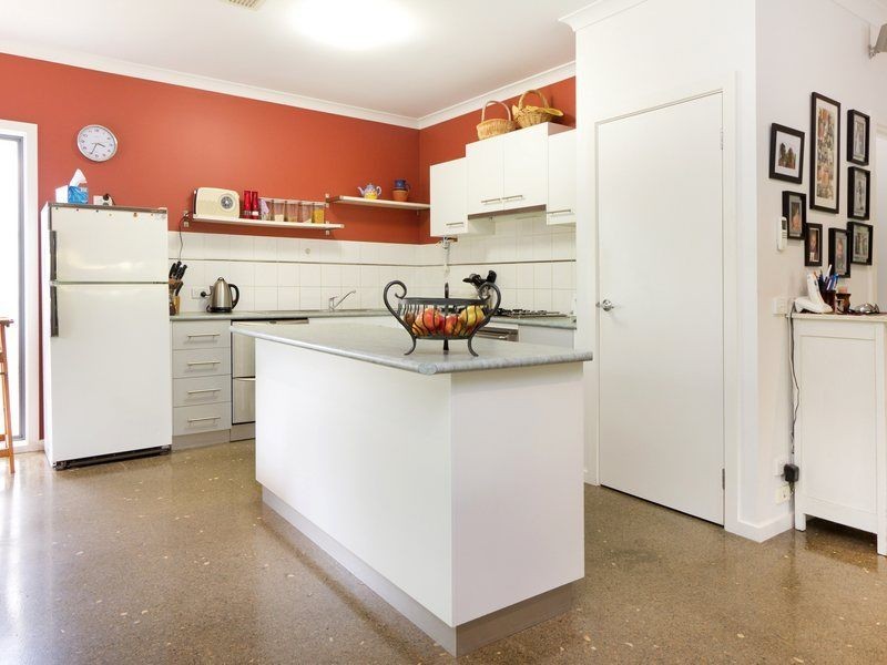 2/70 Warranilla Avenue, Rosebud VIC 3939