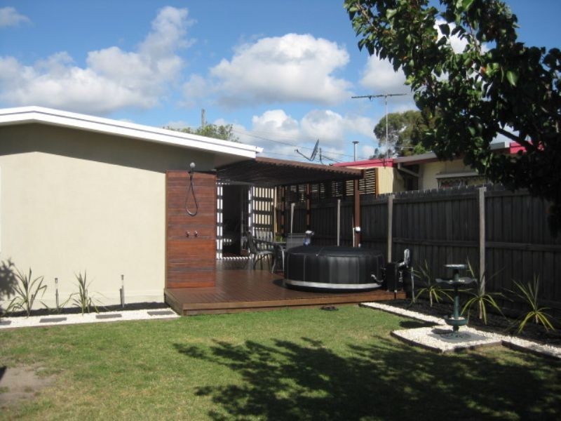 178 Ninth Avenue, Rosebud VIC 3939