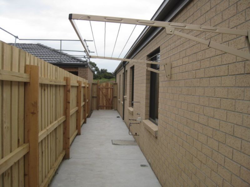 77 Wingara Drive, Rosebud VIC 3939