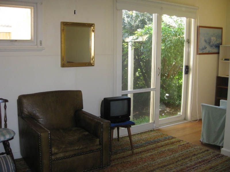 18 Woyna Avenue, Rosebud West VIC 3940