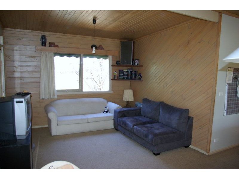 2 Cain Street, Rosebud West VIC 3940