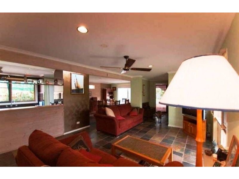 1a Coleman Crescent, Rosebud West VIC 3940