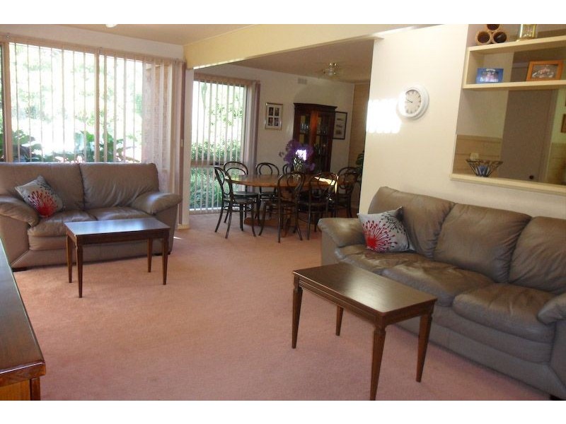 52 Sunningdale Road, Rosebud VIC 3939