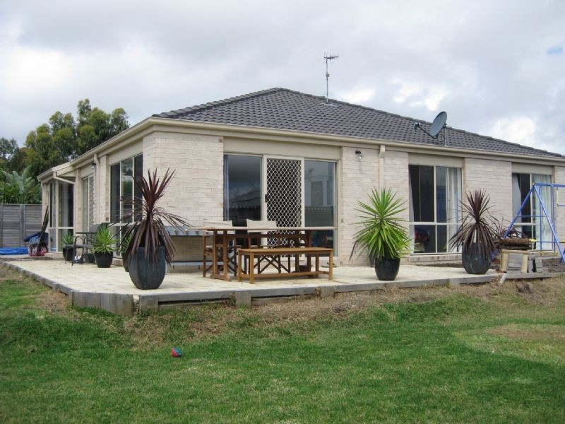 4 Greenhill Road, Rosebud VIC 3939