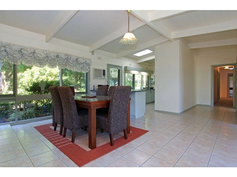 126 Elizabeth Drive, Rosebud VIC 3939