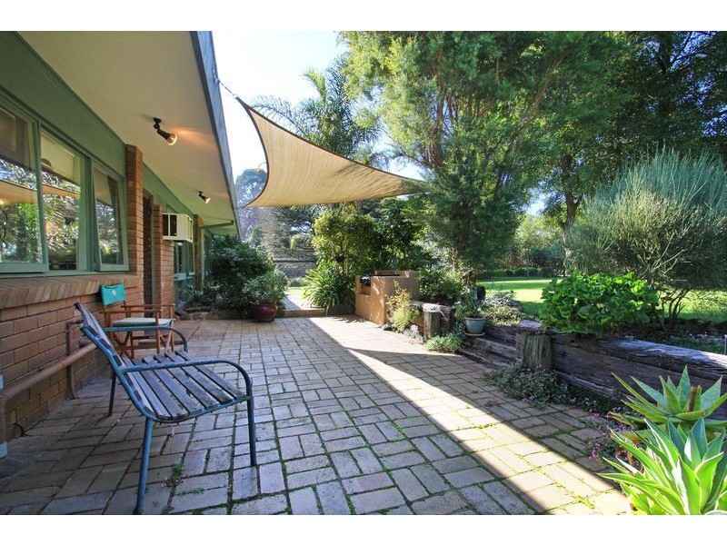 126 Elizabeth Drive, Rosebud VIC 3939