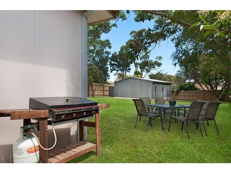 2 Greenhood Crescent, Rosebud West VIC 3940