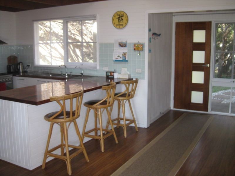 406 Sandy Road, St Andrews Beach VIC 3941