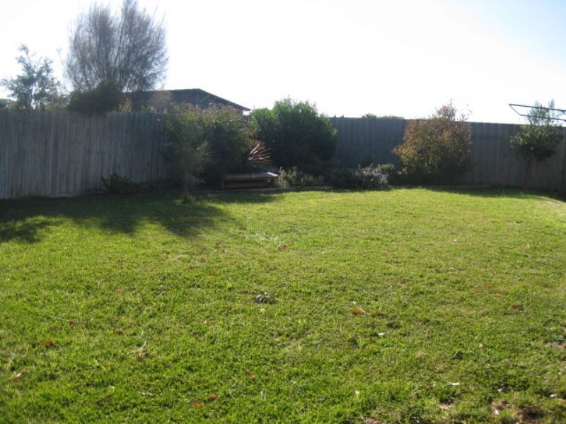 406 Sandy Road, St Andrews Beach VIC 3941