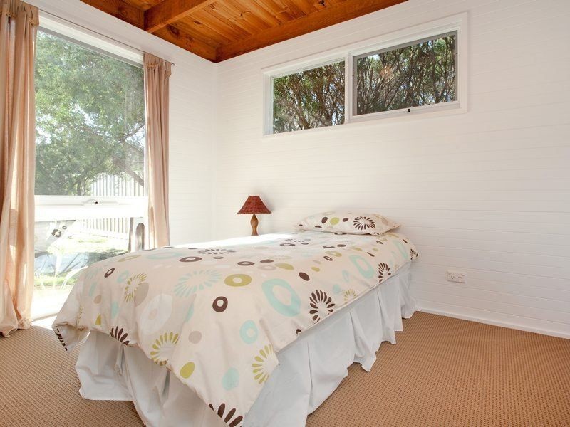 406 Sandy Road, St Andrews Beach VIC 3941