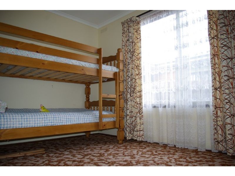 14 Third Avenue, Rosebud VIC 3939