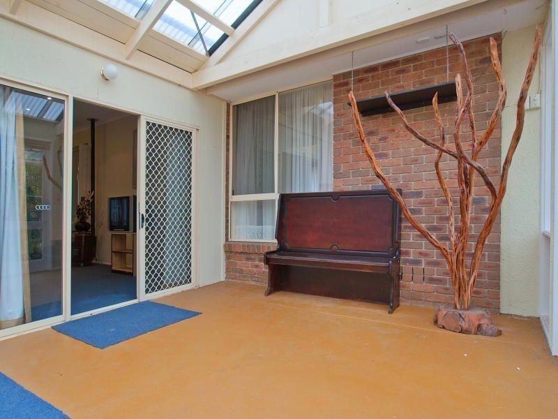 26 Currawong Court, Rosebud West VIC 3940