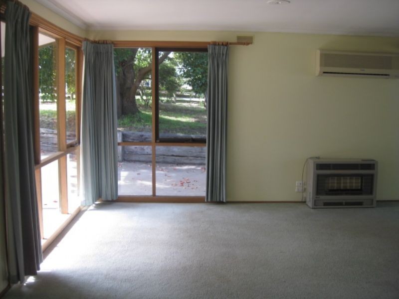 2 Windella Avenue, Rosebud VIC 3939