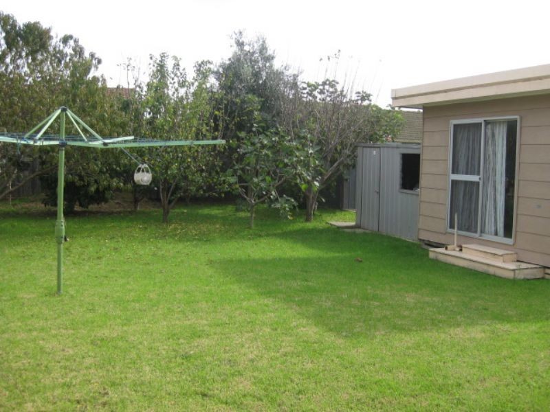 24 Balaka Street, Rosebud West VIC 3940