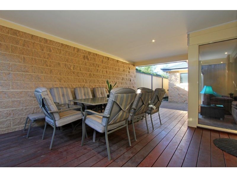 2/170 Ninth Avenue, Rosebud VIC 3939