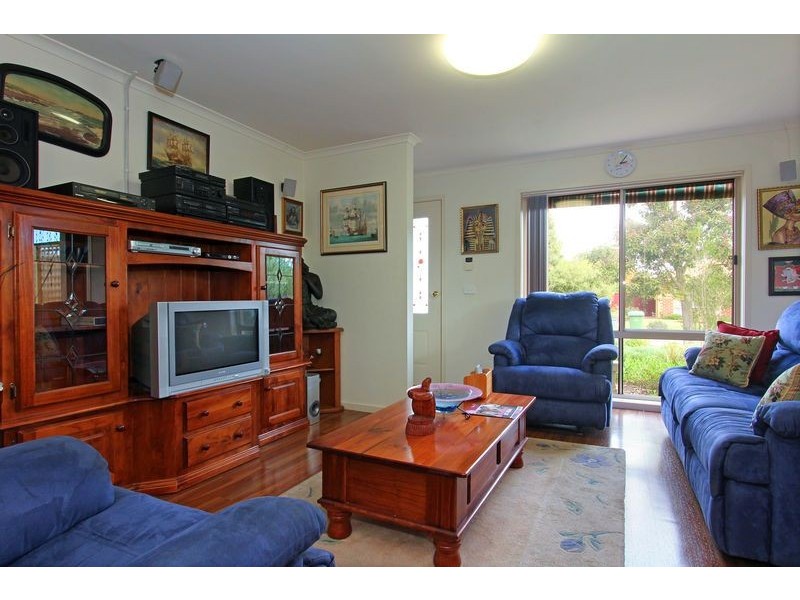 4 The Galley, Rosebud West VIC 3940
