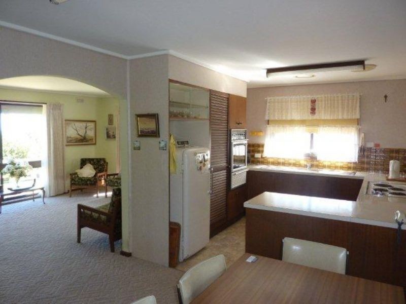 22 Marion Rd, Rosebud VIC 3939