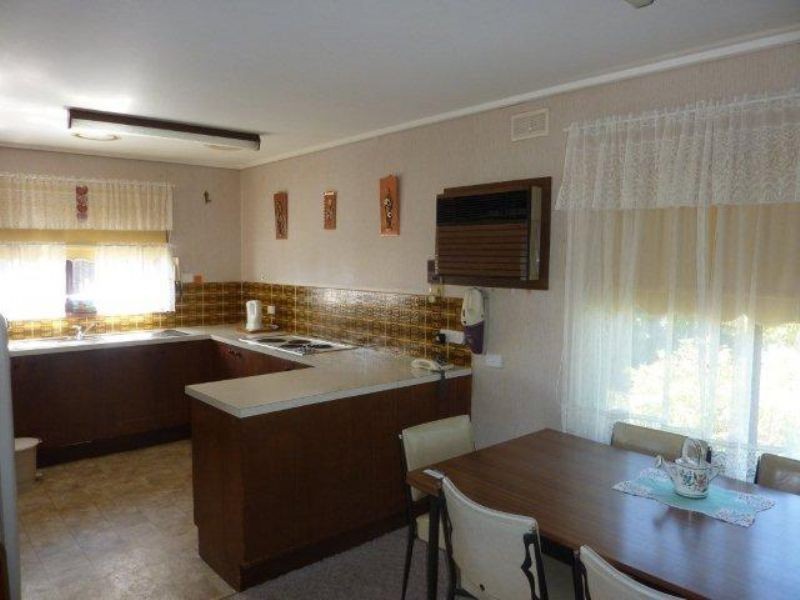 22 Marion Rd, Rosebud VIC 3939