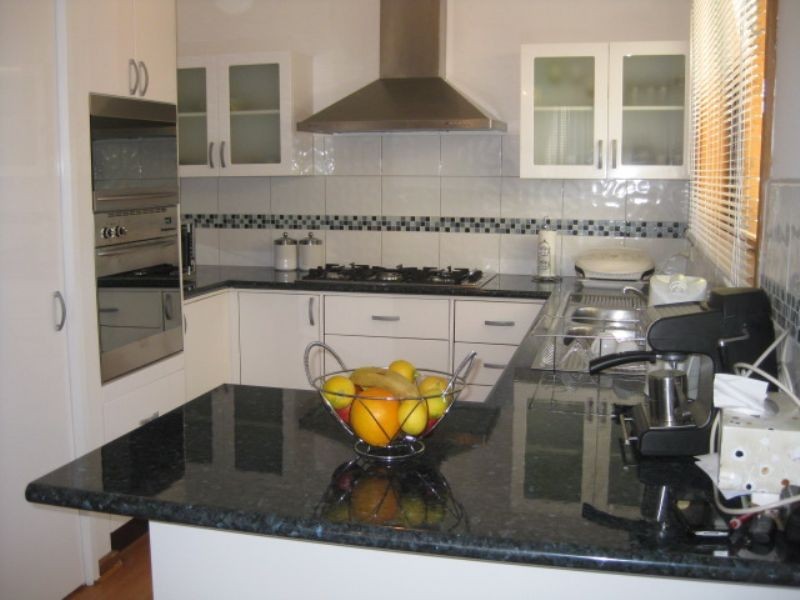 18 Kolinda Crescent, Rosebud West VIC 3940