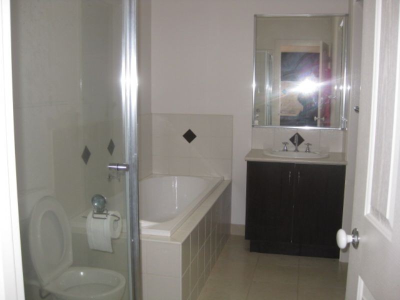 1/1 Windella Avenue, Rosebud VIC 3939