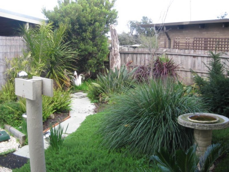 81 Broadway, Rosebud West VIC 3940