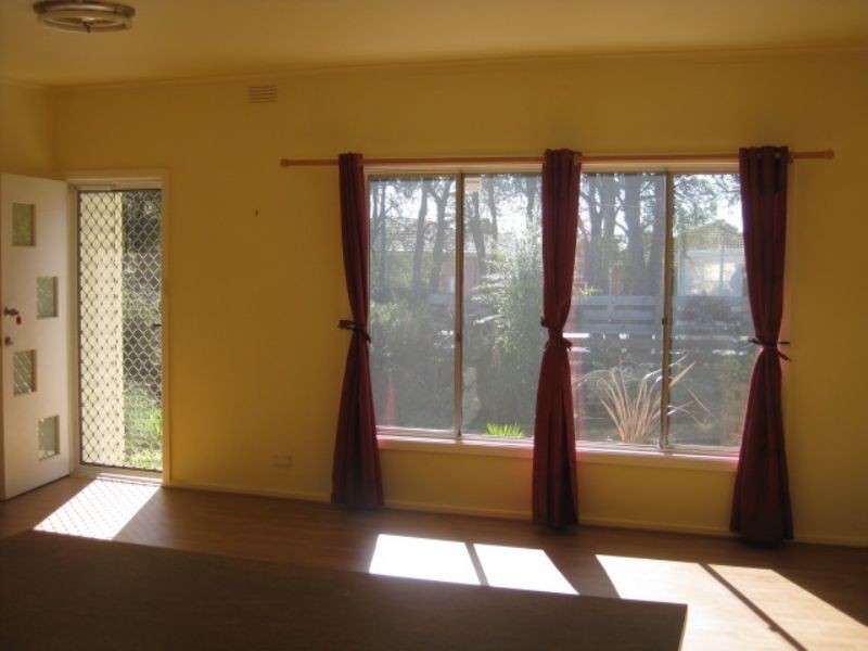 81 Broadway, Rosebud West VIC 3940