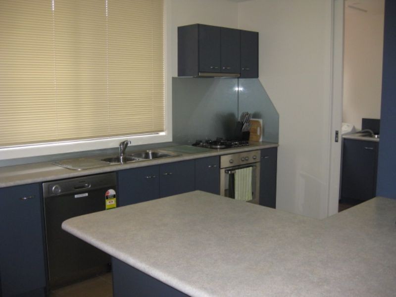 1/1 Adams Avenue, Rosebud VIC 3939