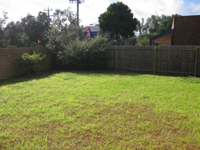 1/1 Adams Avenue, Rosebud VIC 3939