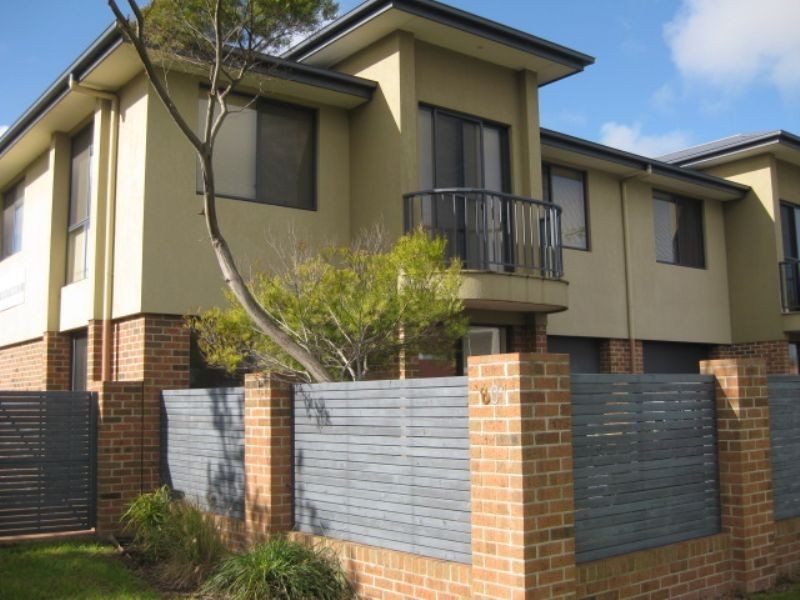 1/1 Adams Avenue, Rosebud VIC 3939