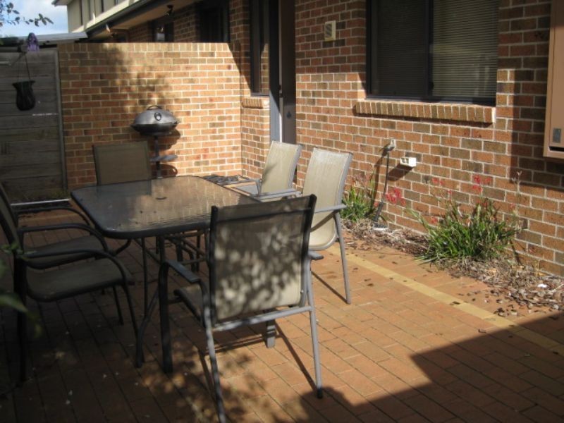 1/1 Adams Avenue, Rosebud VIC 3939