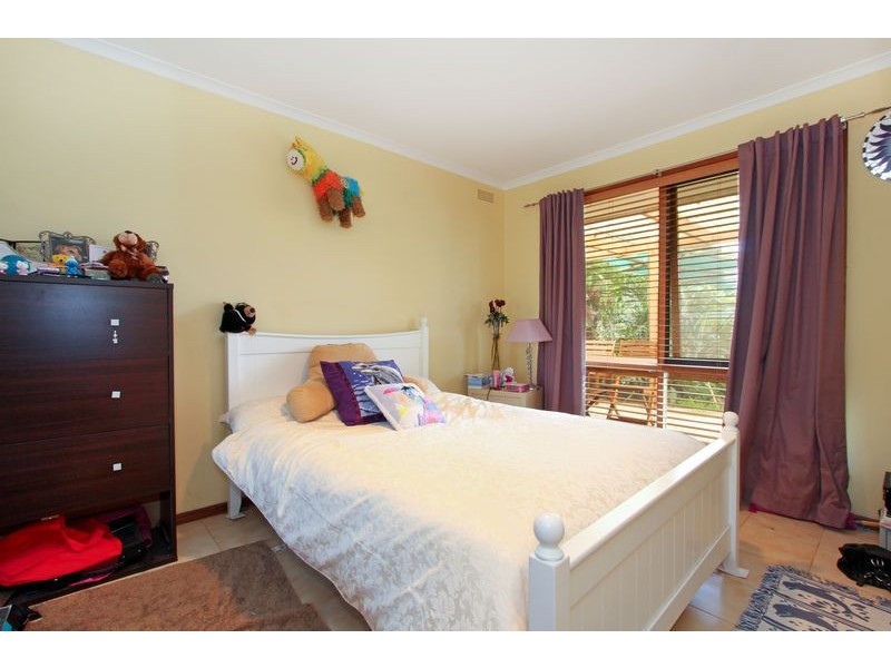 61 Fifth Avenue, Rosebud VIC 3939