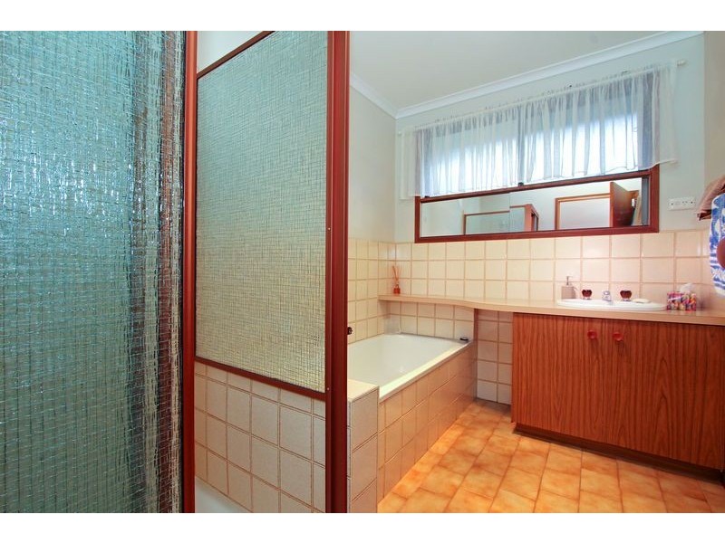 42 Flamingo Road, Rosebud West VIC 3940