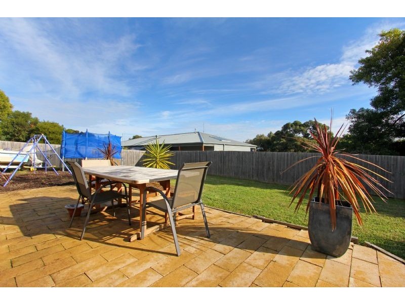 4 Greenhill Road, Rosebud VIC 3939