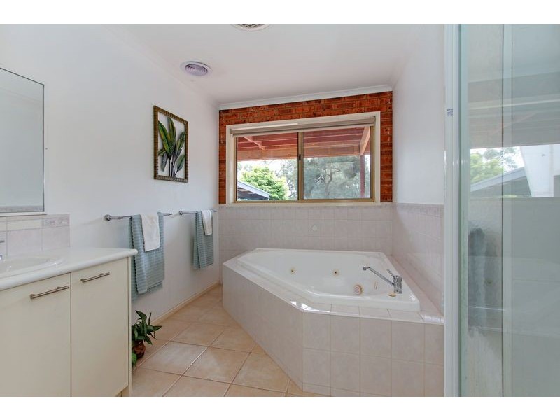 345 Waterfall Gully Road, Rosebud VIC 3939