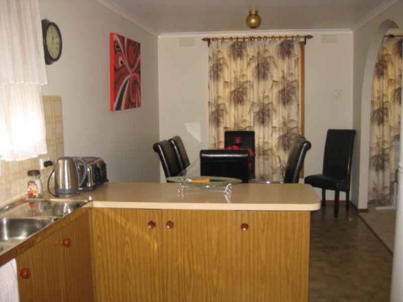 42 Flamingo Rd, Rosebud West VIC 3940