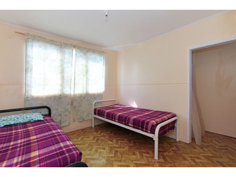 69 Ocean Street, Rosebud VIC 3939