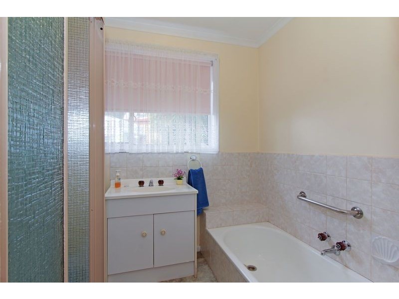 11 Cain Street, Rosebud West VIC 3940