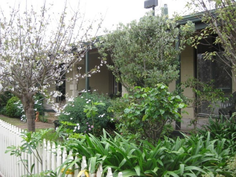 Sorrento VIC 3943