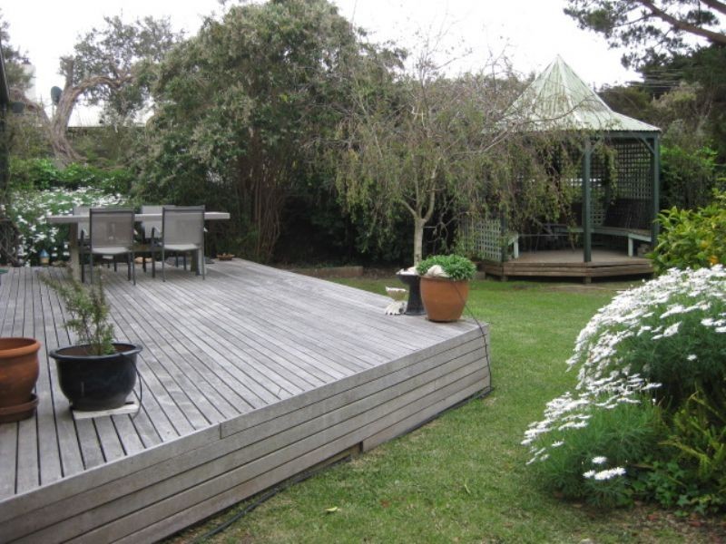 Sorrento VIC 3943