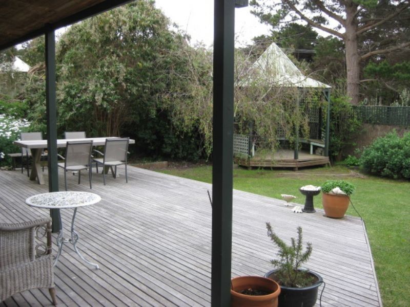 Sorrento VIC 3943