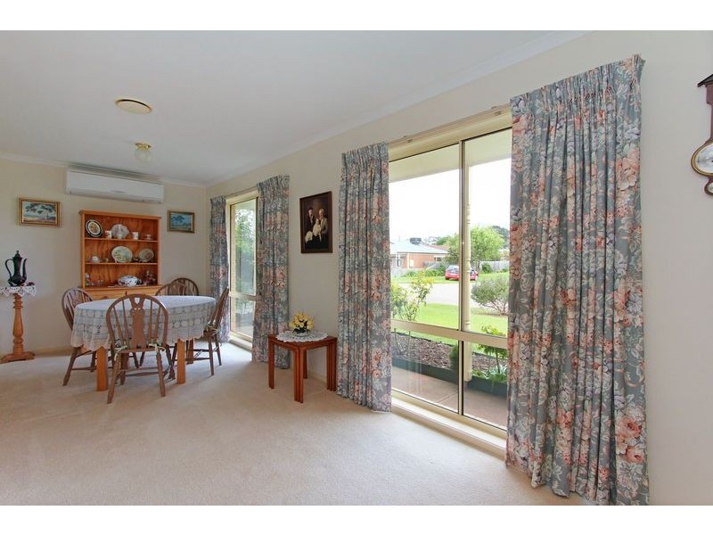 9 The Helm, Rosebud West VIC 3940