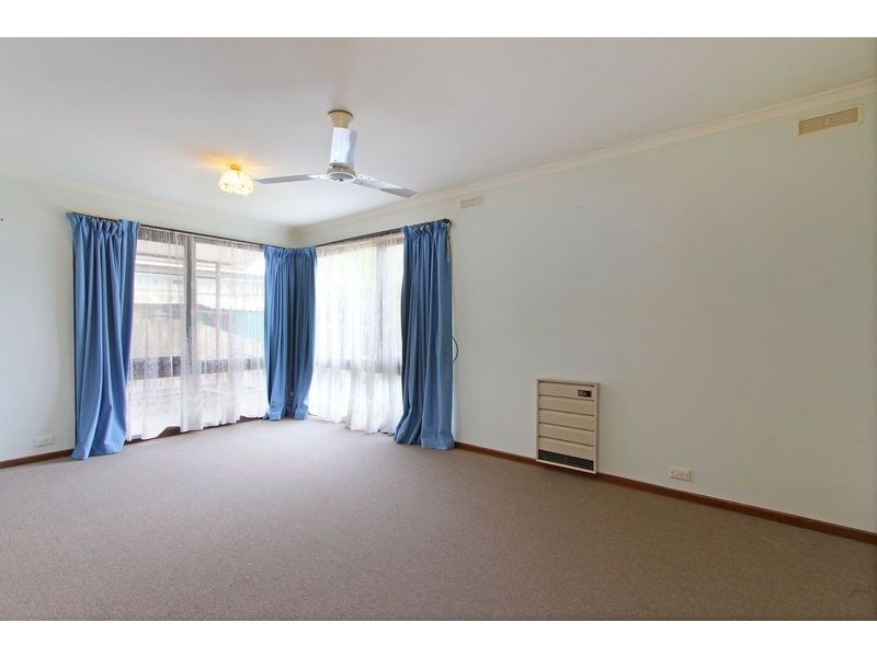 160 Eighth Avenue, Rosebud VIC 3939