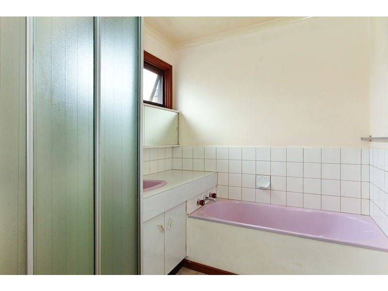 160 Eighth Avenue, Rosebud VIC 3939