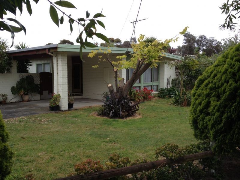 34 Mirriam Avenue, Rosebud West VIC 3940