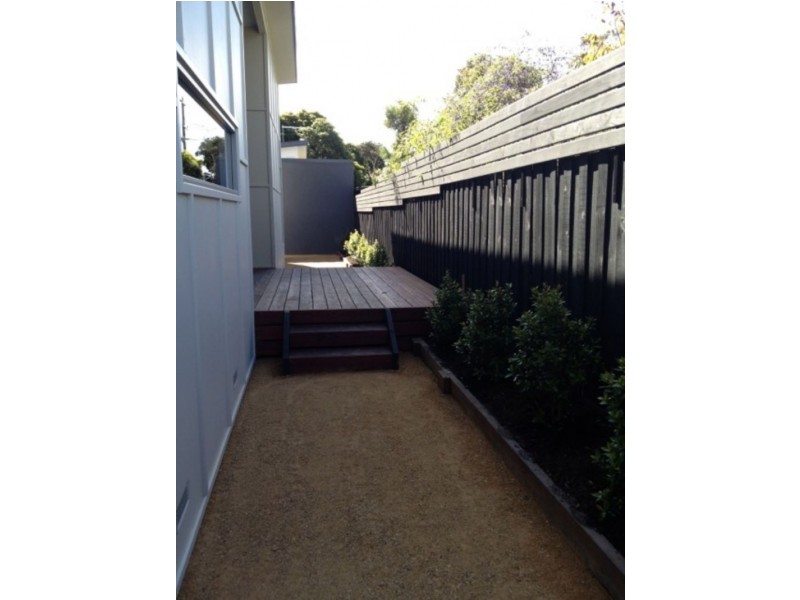 2/57 Armstrong Road, Mccrae VIC 3938