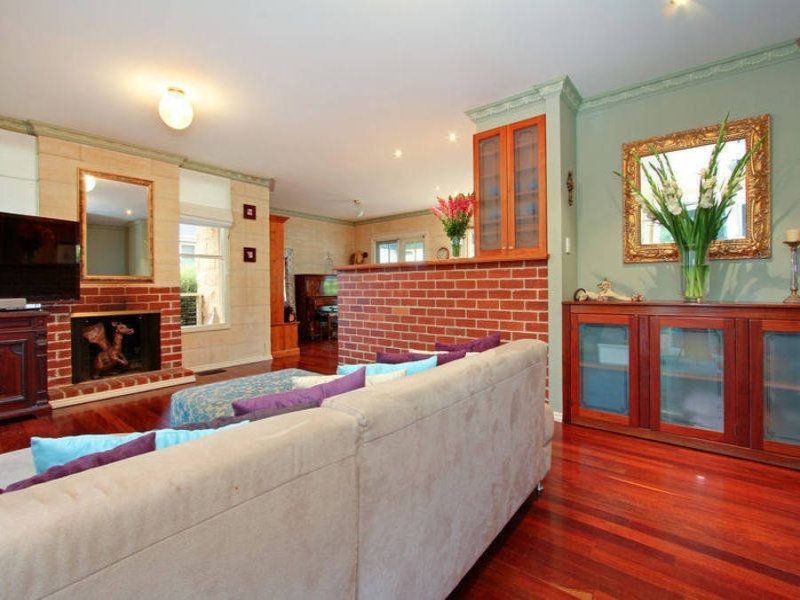 20 Warrain Avenue, Rosebud VIC 3939