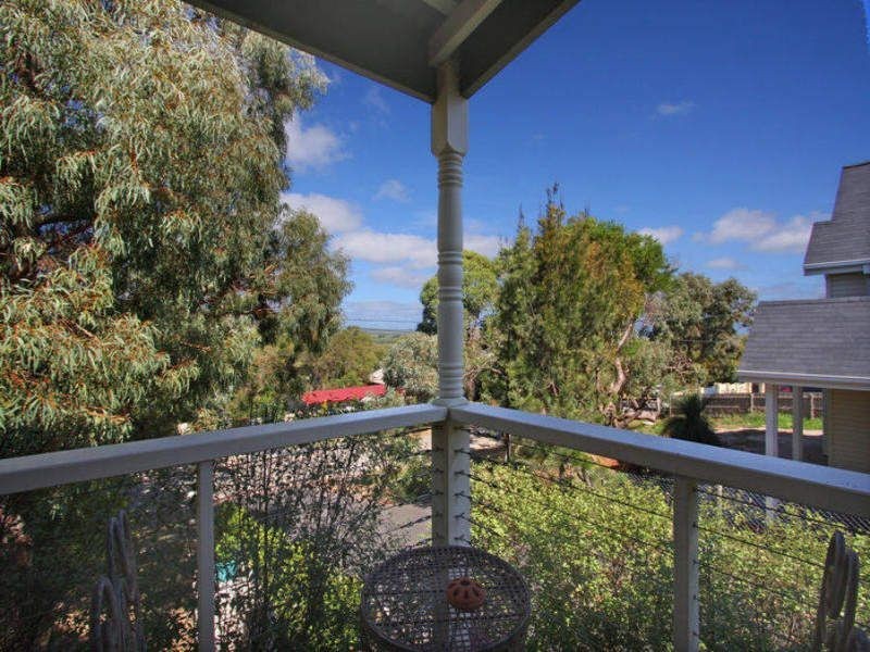 20 Warrain Avenue, Rosebud VIC 3939
